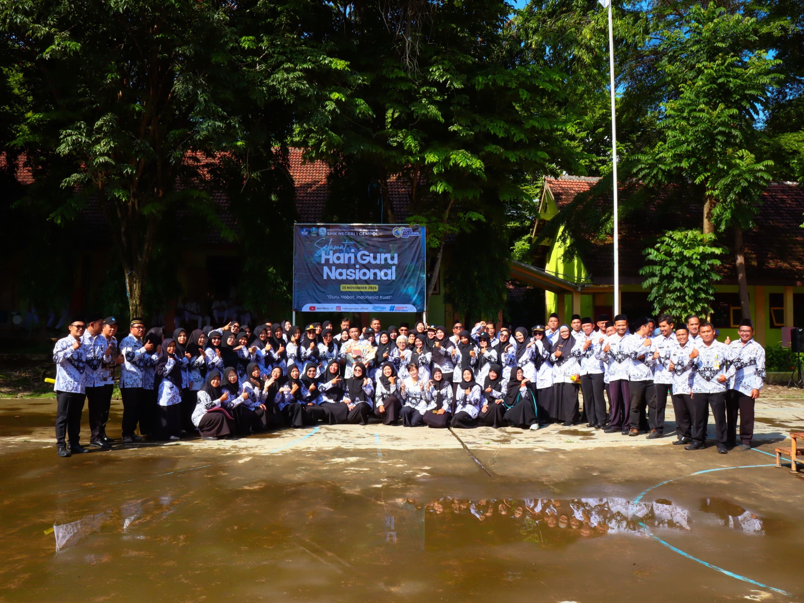 Memperingati Hari Guru Nasional 2025 