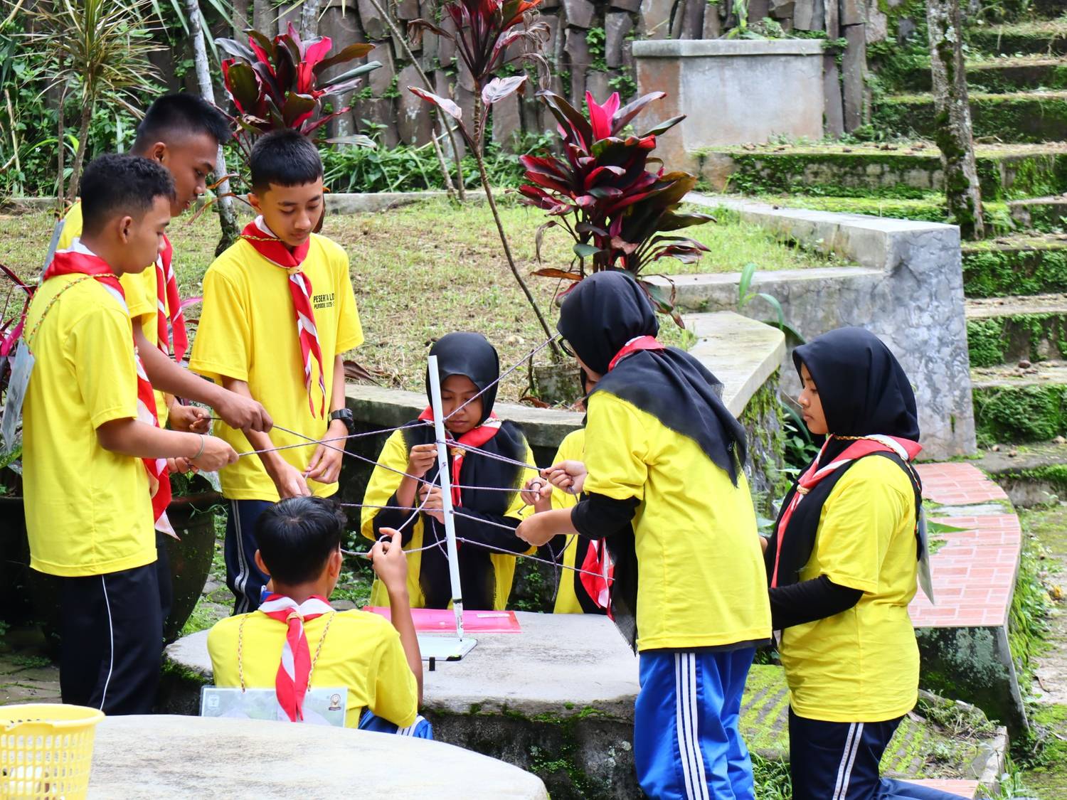 Tumbuhkan Kepemimpinan Siswa, SMK Negeri 1 Gempol Adakan LDKS Bagi OSIS dan MPK